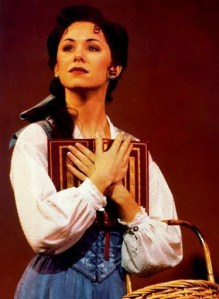 Disney's <em>Beauty and the Beast</em> Is Getting a Broadway Revival